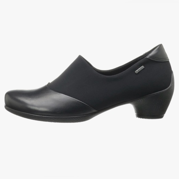 ECCO WOMEN'S SCULPTURED GTX BLACK LEATHER SLIP ON SHOE Size 38 (US 7-7.5) - Picture 2 of 16